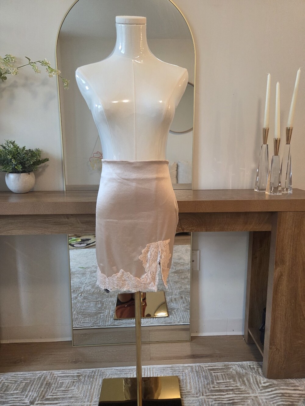 Zaful Beige Lace-Trim Mini Skirt